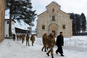 Il generale Zauner visita il monastero di decane