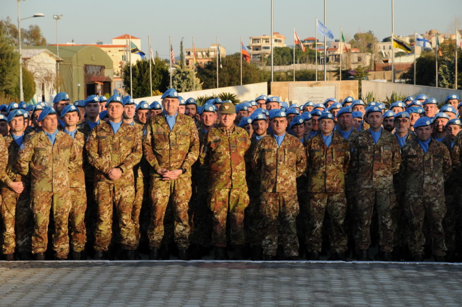 Il Generale Graziano incontra i militari italiani in Libano (foto Stato Maggiore Difesa)