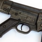 GERMOGLI PH : 9 GIUGNO 2017 FIRENZE ARMI SECONDA GUERRA MONDIALE FUCILE MITRAGLIATORE STG44 TEDESCO