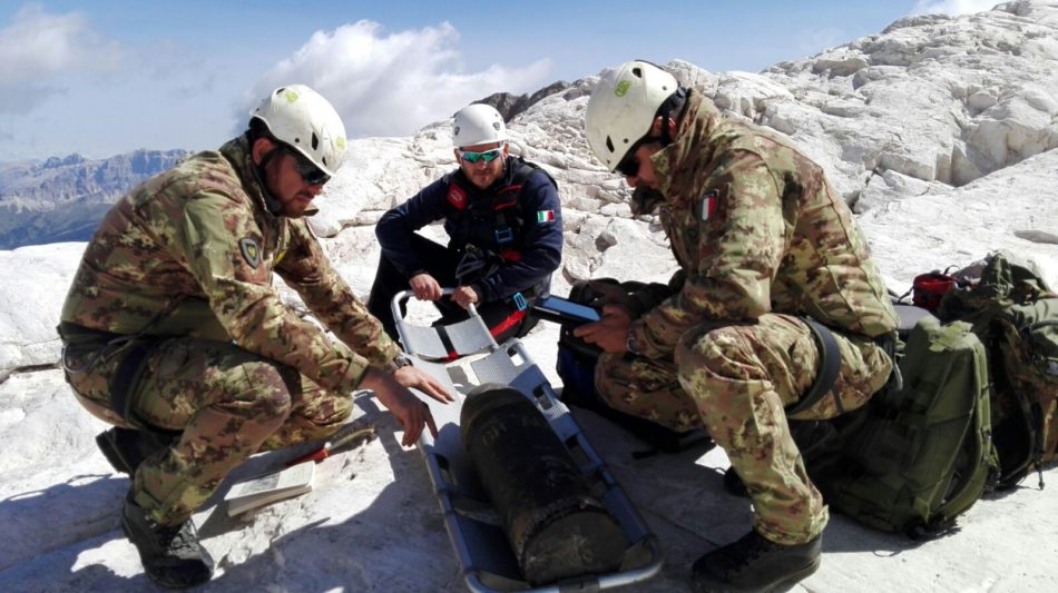 Artificieri degli Alpini sulla Marmolada (foto esercito italiano)