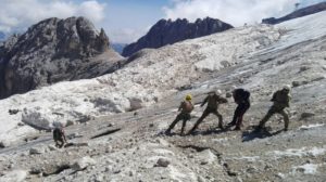 Artificieri degli Alpini sulla Marmolada (foto esercito italiano)