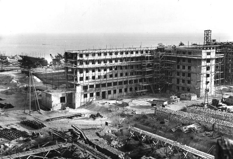 Il complesso di Prora in costruzione (foto Bundesarchiv)