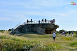 D-day La Pointe du Hoc con i suoi bunker e il cippo commemorativo