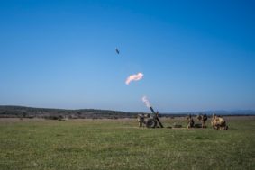 La Folgore in esercitazione coi mortai