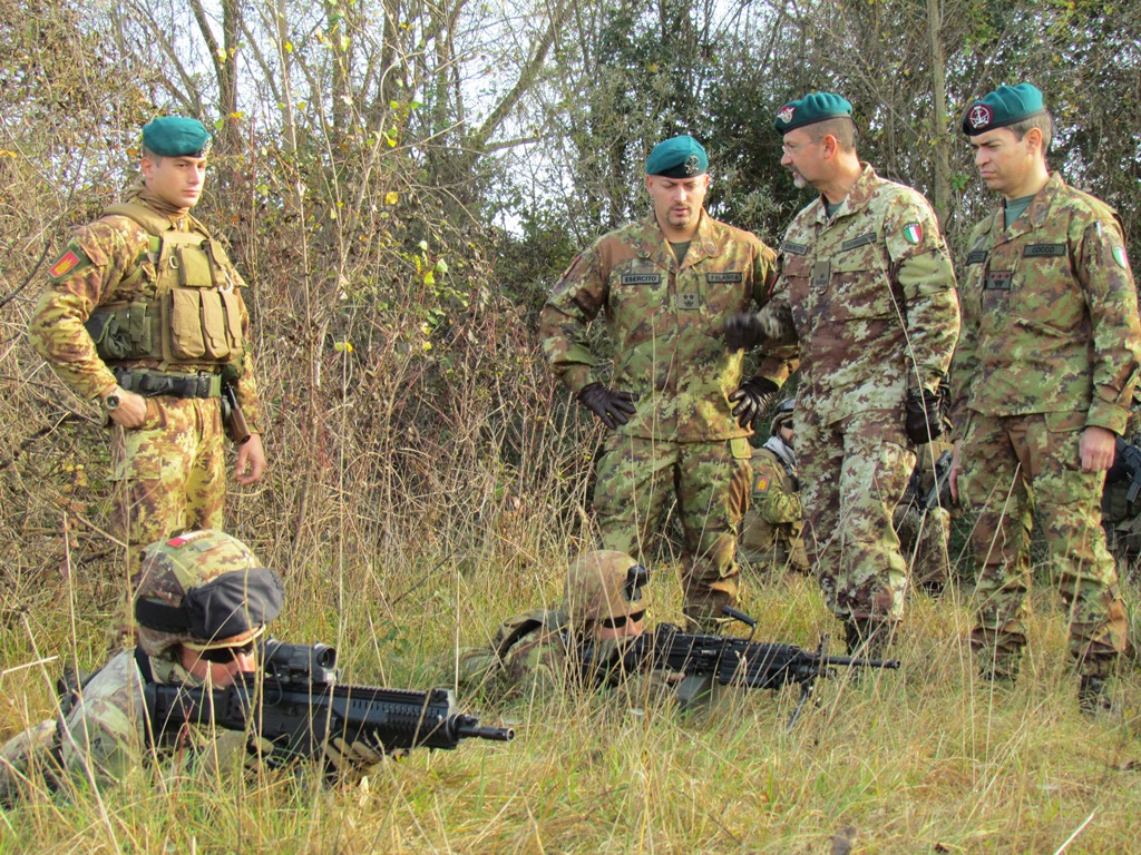 Lagunari in addestramento (foto Esercito Italiano)