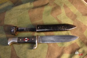 Il coltello della Hitler Jugend