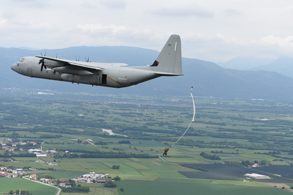 Test di lancio sui nuovi aeromobili (foto Aeronautica militare)