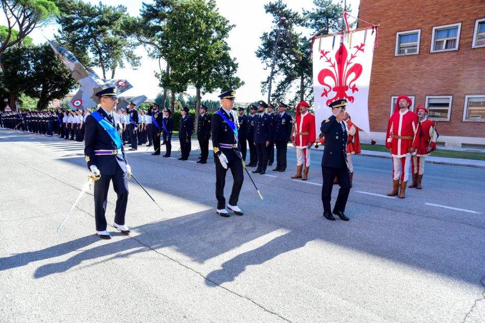 Cambio in comando alla scuola Douhet (foto Aeronautica Militare)