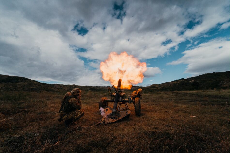 Mortaio Thomson 120 mm parà 183 reggimento Nembo (foto Esercito Italiano)