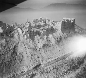 L'abbazia di Montecassino rasa al suolo dai bombardieri (foto IWM)