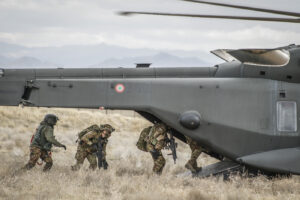 missione recovery personnel Afghanistan folgore (foto Esercito Italiano)