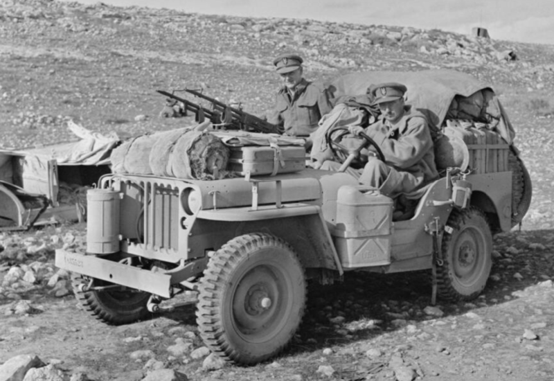 Stirling con i suoi uomini (photo IWM)